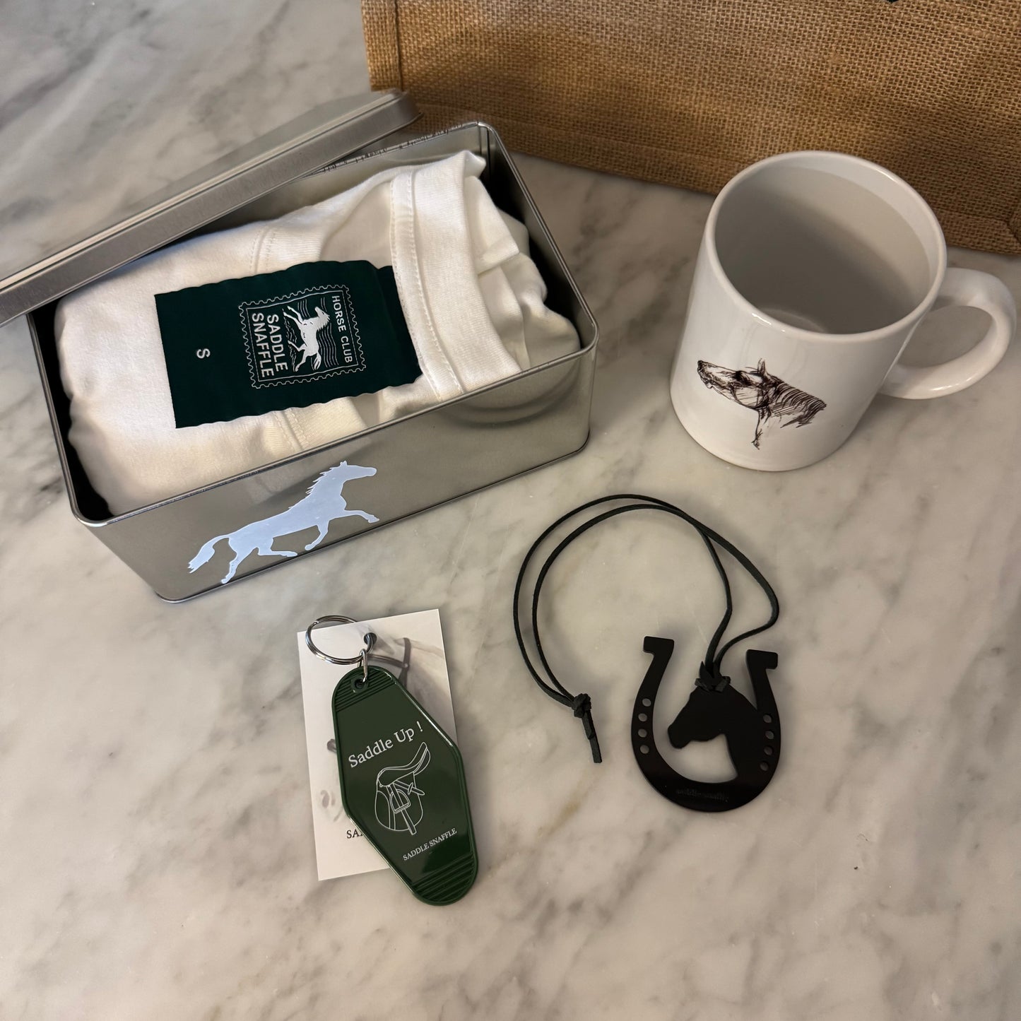 SADDLE GIFT BOX 5 PRODUCT