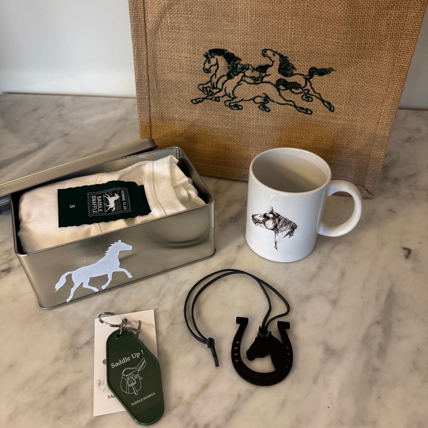 SADDLE GIFT BOX 5 PRODUCT