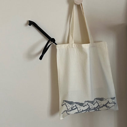 Saddle Snaffle Beige Canvas Bag