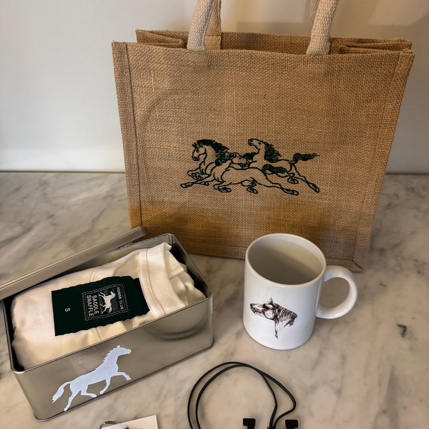 SADDLE GIFT BOX 5 PRODUCT