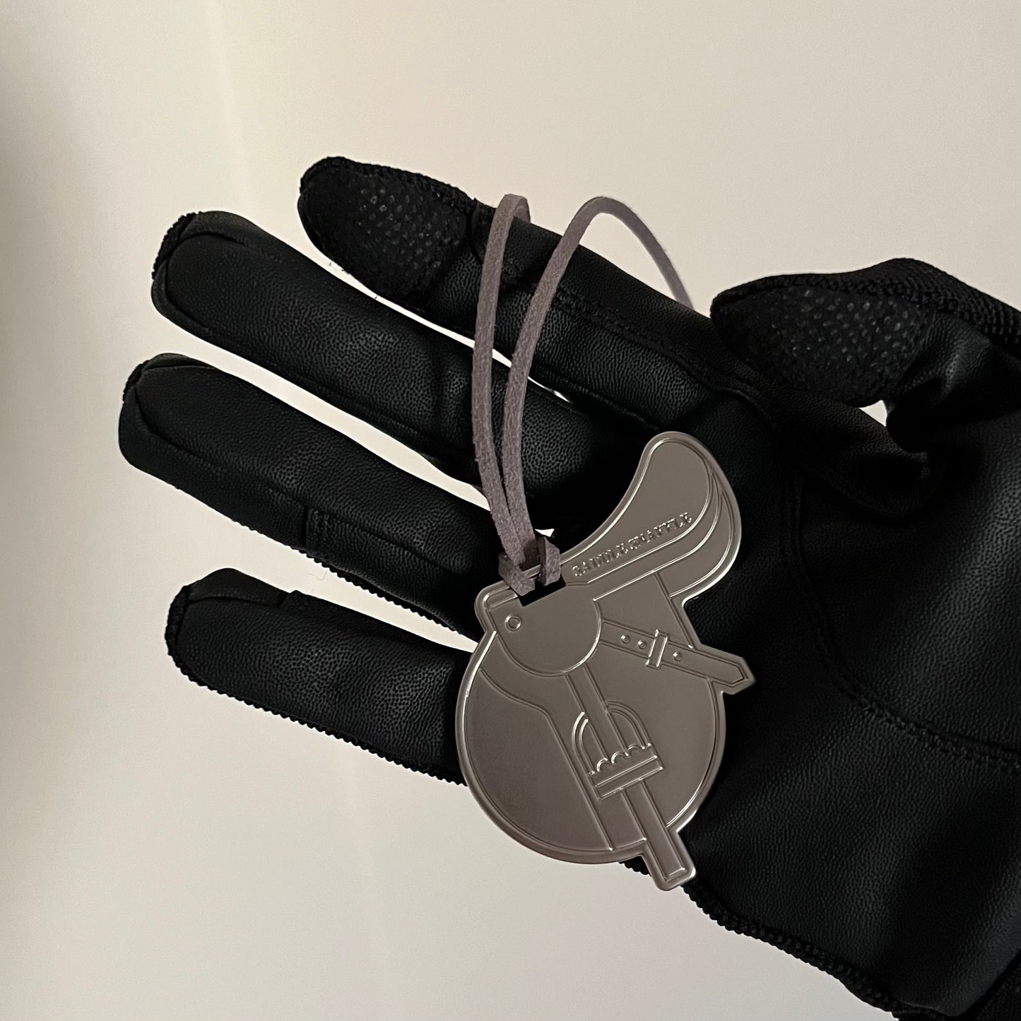 Saddle Snaffle Car Hanging, Stainless Steel & Leather Gray