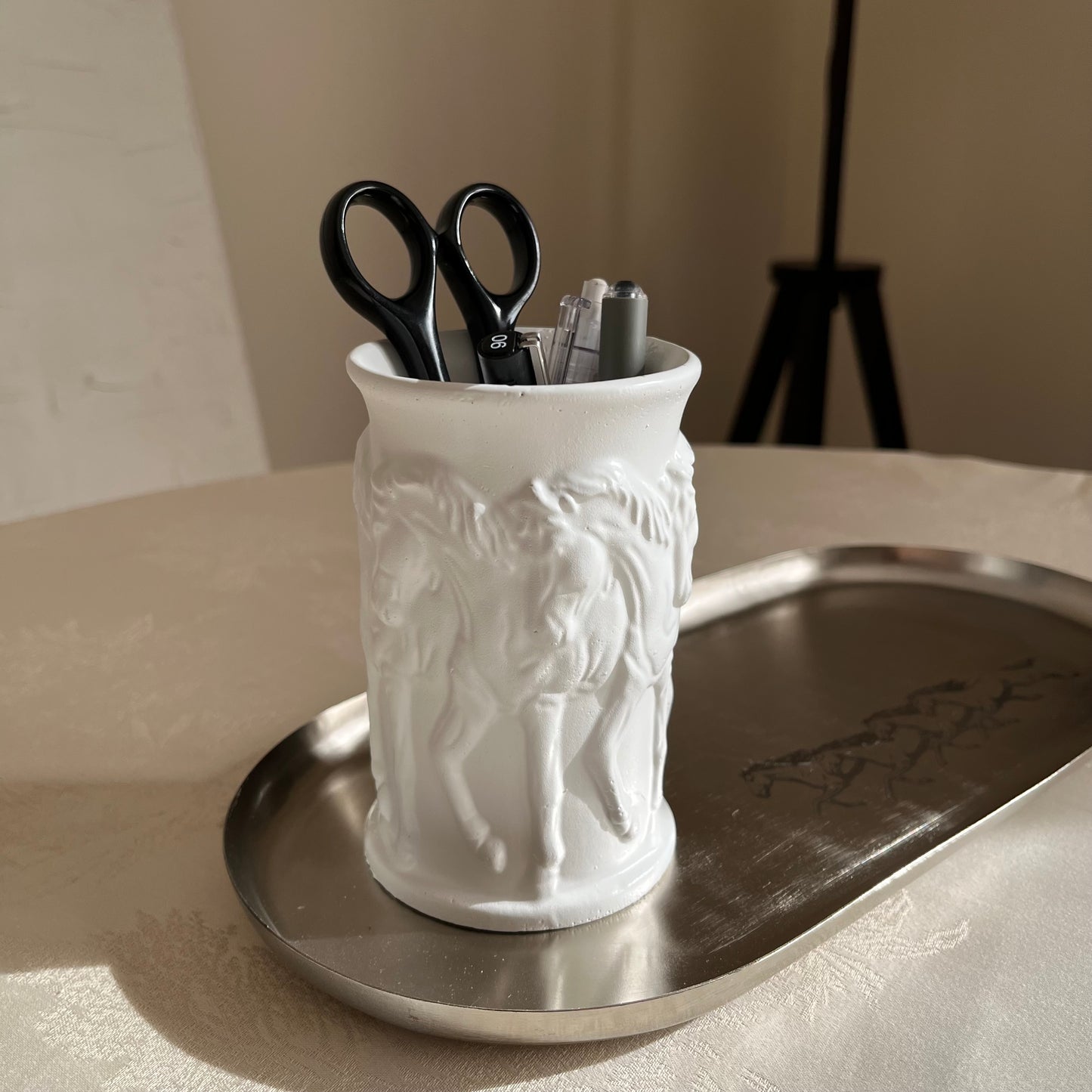 Horse Pen Holder