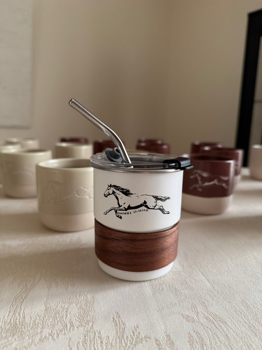 Saddle snaffle mug white