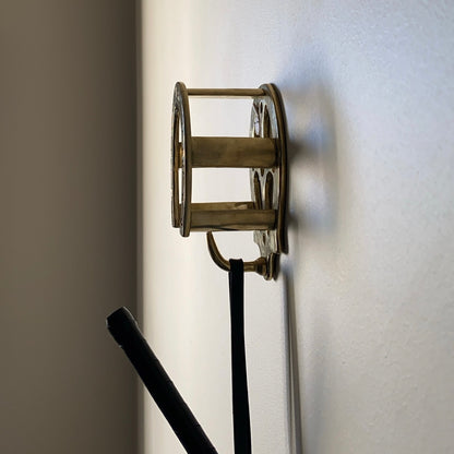 Horseshoe gold iron hanger